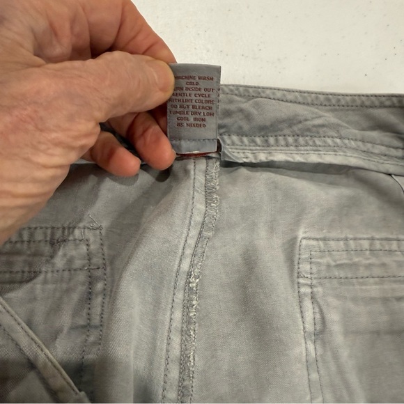 Sundance Evenfall Cargo Pants Drawstring Zippers Tencel Lt Grey Women’s Size 12P - Picture 14 of 16